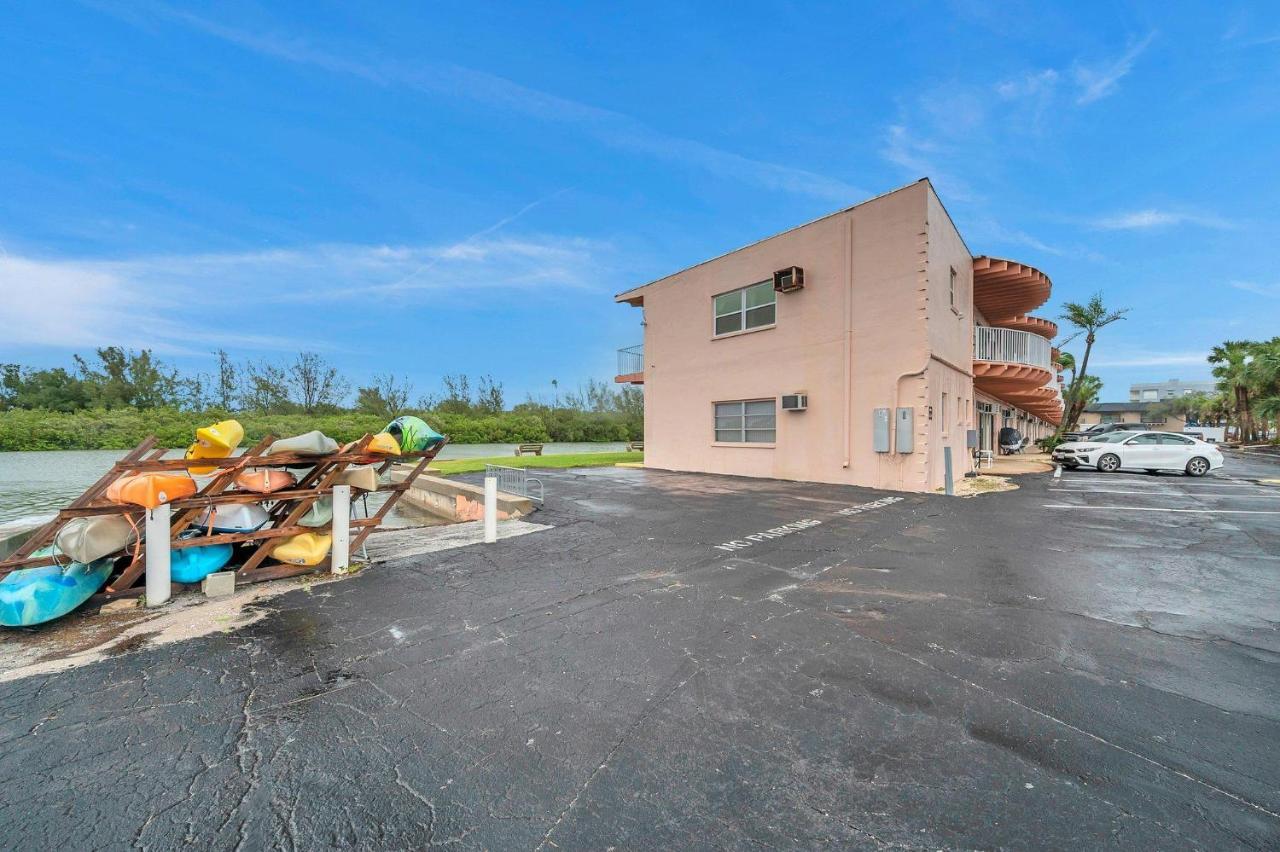 Picturesque Waterfront Studio Clearwater Beach Εξωτερικό φωτογραφία